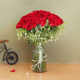 30 Roses With Vase Arangement