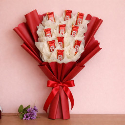 Chocolate bouquet of 10 KitKat chocolates