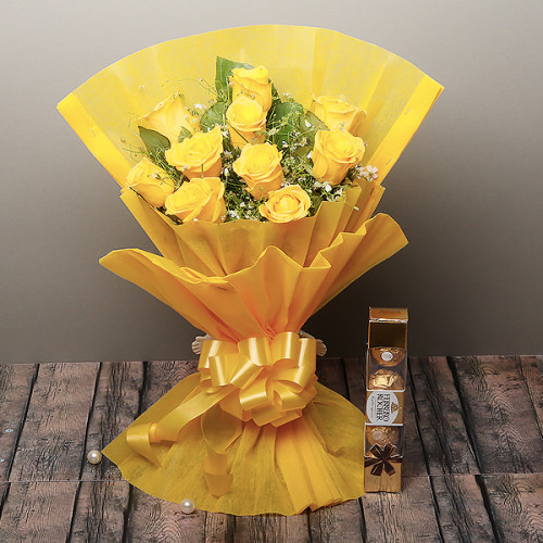 10 yellow roses + Ferror rocher