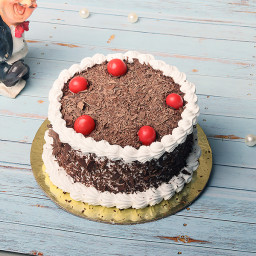 0.5 kg chocolate cake
