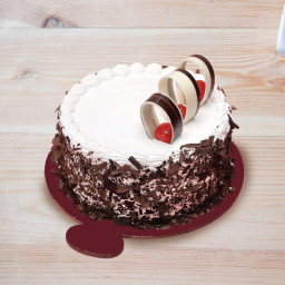 0.5 Kg BlackForest Cake