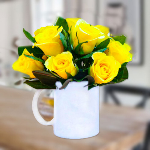 6 Yellow Roses in Coffee Mug 