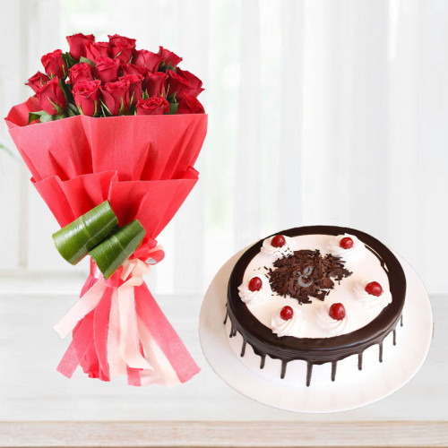 20 Red Roses & 0.5 Kg Black Forest Cake