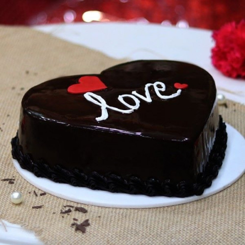 0.5 Kg HeartShape Truffle Cream Cake