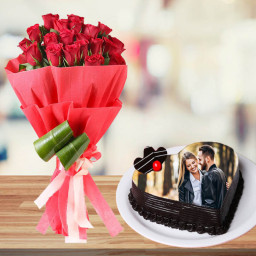 20 Red Roses & 1 Kg HeartShape Photo cake