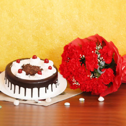 Combo Gift of 10 Red Carnations and Half kg Blackforest Cake