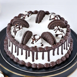Half kg  Oreo Cake 