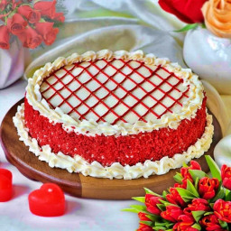 Half Kg  Delightful Red Velvet Cake