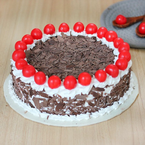 Half Kg Black Forest Gateau Cake