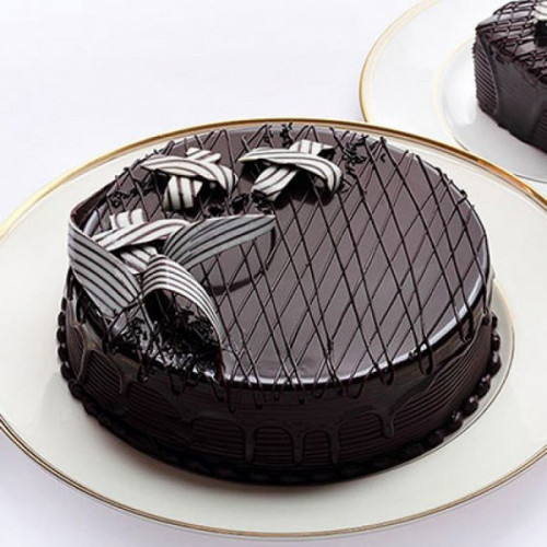 Half  Kg Chocolate Splash Cake