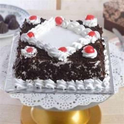 Half Kg BlackForest Square Cake