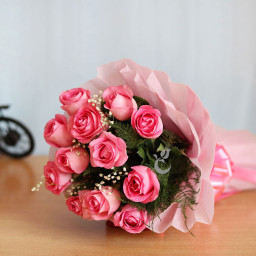 8 Pink Roses